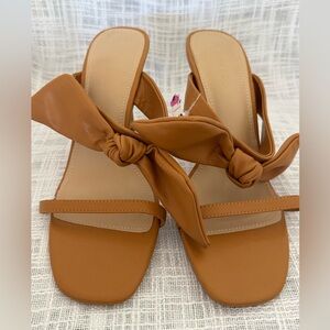 Laicigo Womens Slip On Sandals Brown